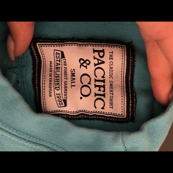 Blue cocoa beach crew neck - Picture 2 of 2